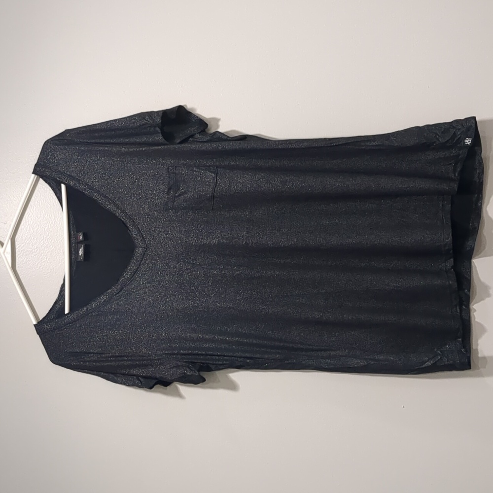 Women's tee